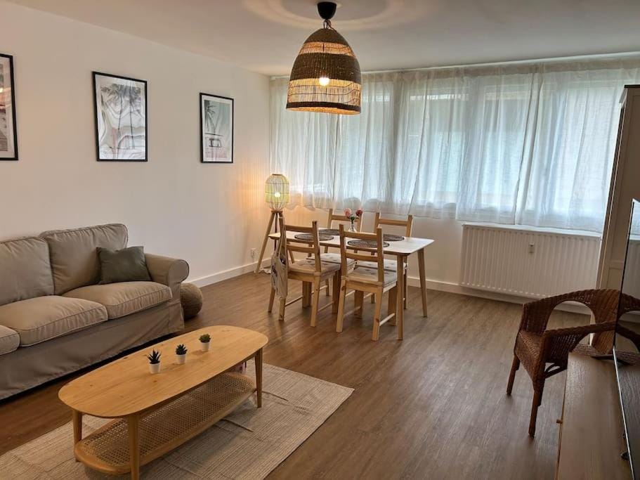 Rénové, proche centre-ville et Arsenal Apartment in Brest