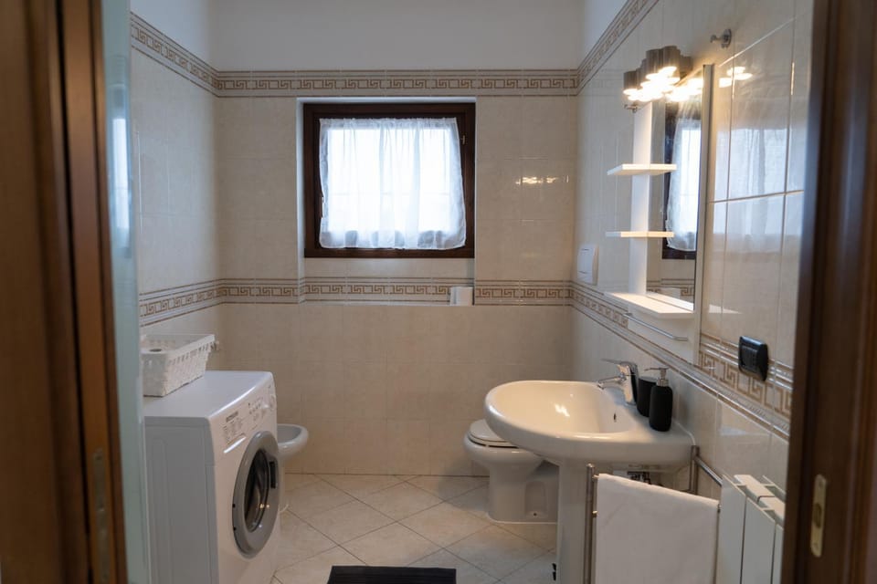 Toilet, Bathroom, bidet, washing machine