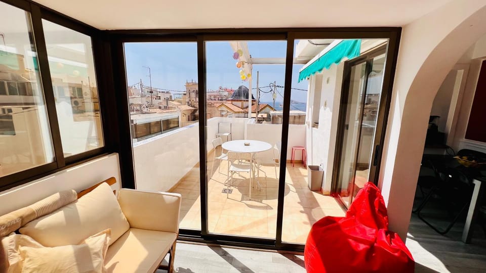 Day, Natural landscape, View (from property/room), Balcony/Terrace, Balcony/Terrace, Living room