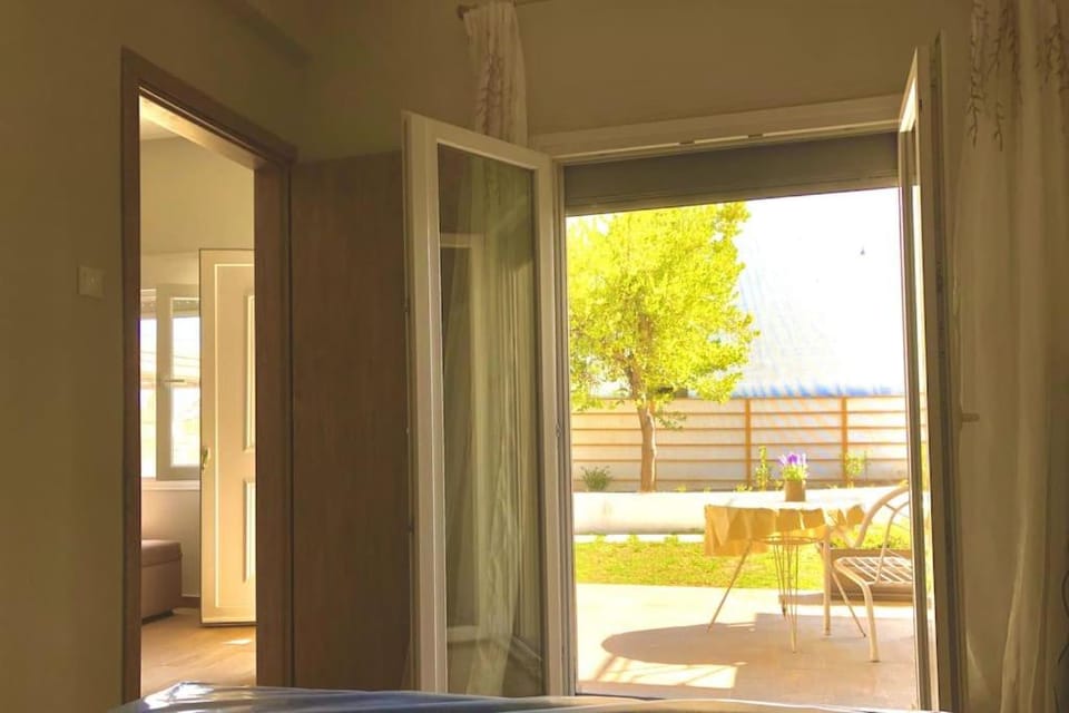 Lovely House by the Sea with Garden and BBQ (A) Apartment in Magnesia Prefecture, Greece