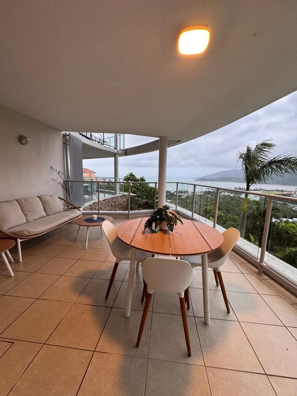 Natural landscape, Balcony/Terrace, Balcony/Terrace, Seating area, Sea view
