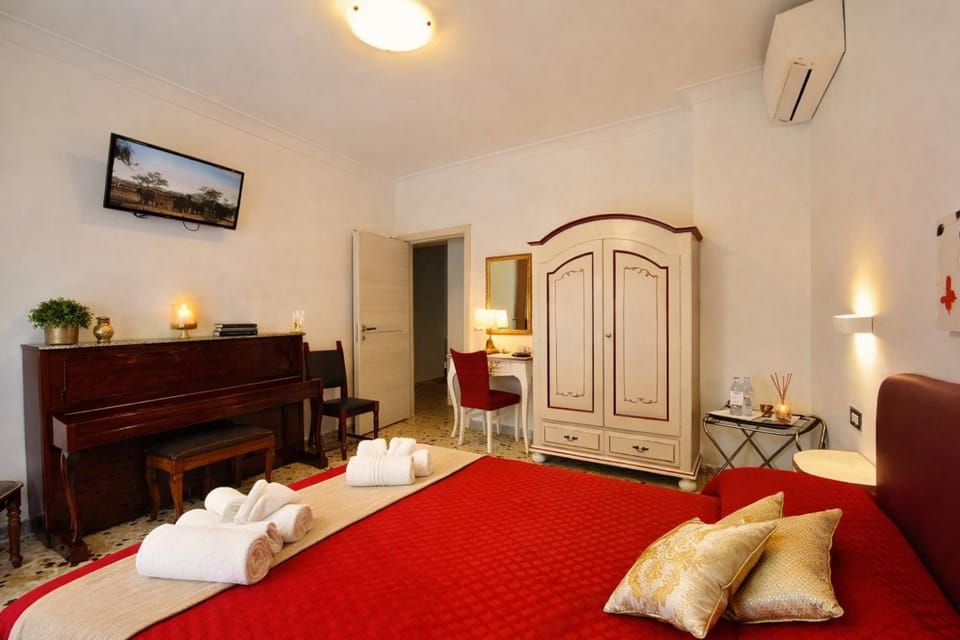 Floral Holiday Apartment in Minori