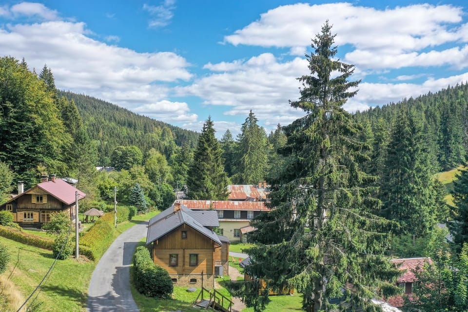 Property building, Bird's eye view