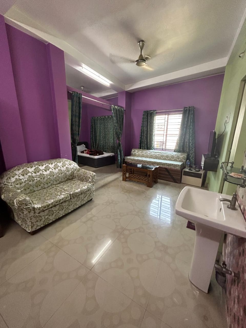 ROOP AMRIT GUEST HOUSE Bed and Breakfast in Bangladesh