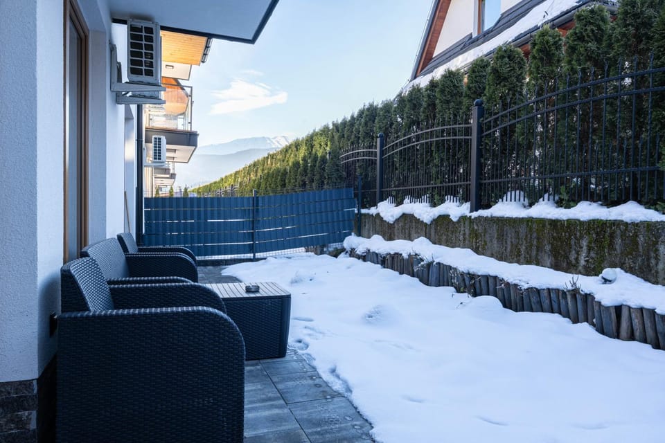 Day, Winter, View (from property/room), Balcony/Terrace