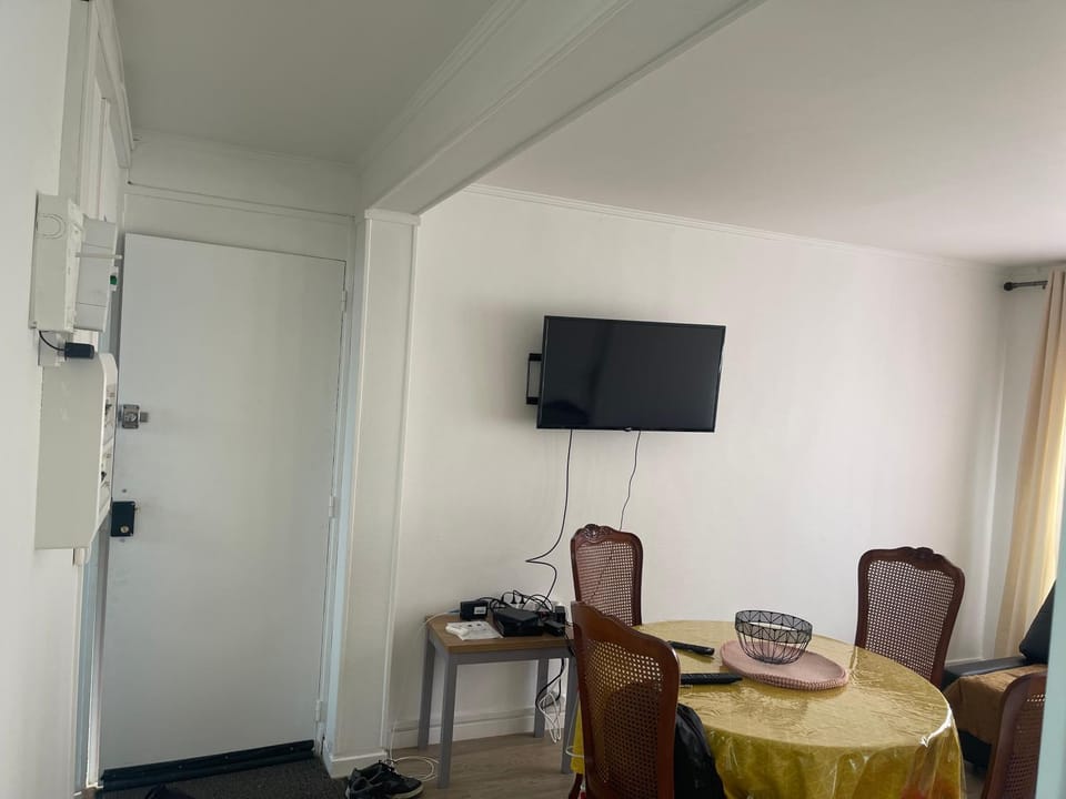 Grand Appartement spacieux à Évreux Apartment in Normandy