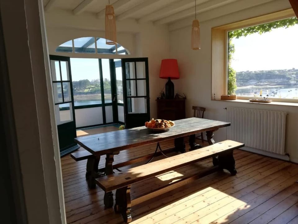 KER HUELLA - Superbe vue mer et accès plage privé House in Saint-Pabu
