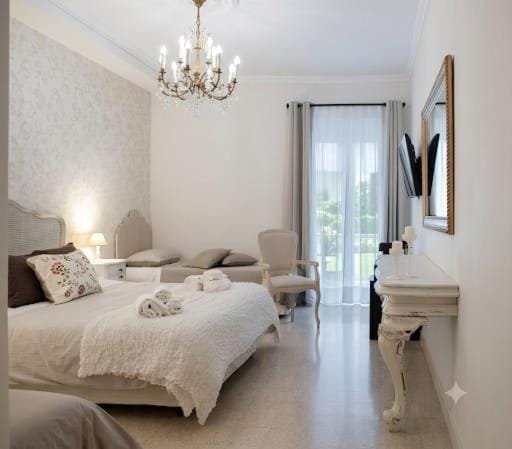 PALAZZO ALESSANDRINI GUEST HOUSE Bed and Breakfast in Viterbo