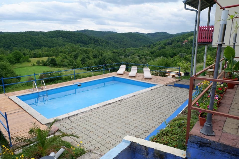 Natural landscape, Mountain view, Pool view, Swimming pool, sunbed