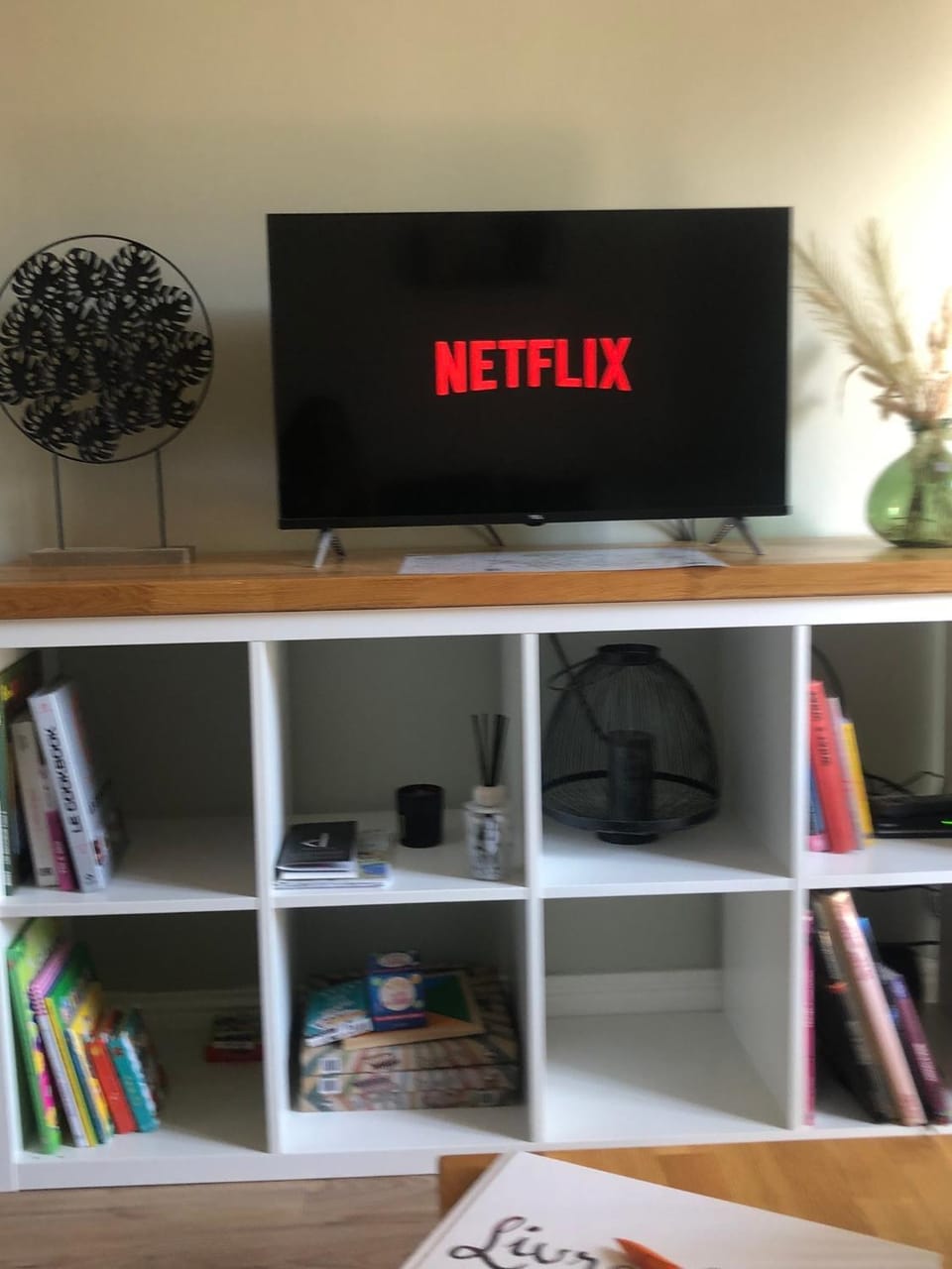 VerOliv Appartement calme et cosy proche du centre ville - Lit 180 - Wifi Netflix Youtube Apartment in Bourgogne-Franche-Comté