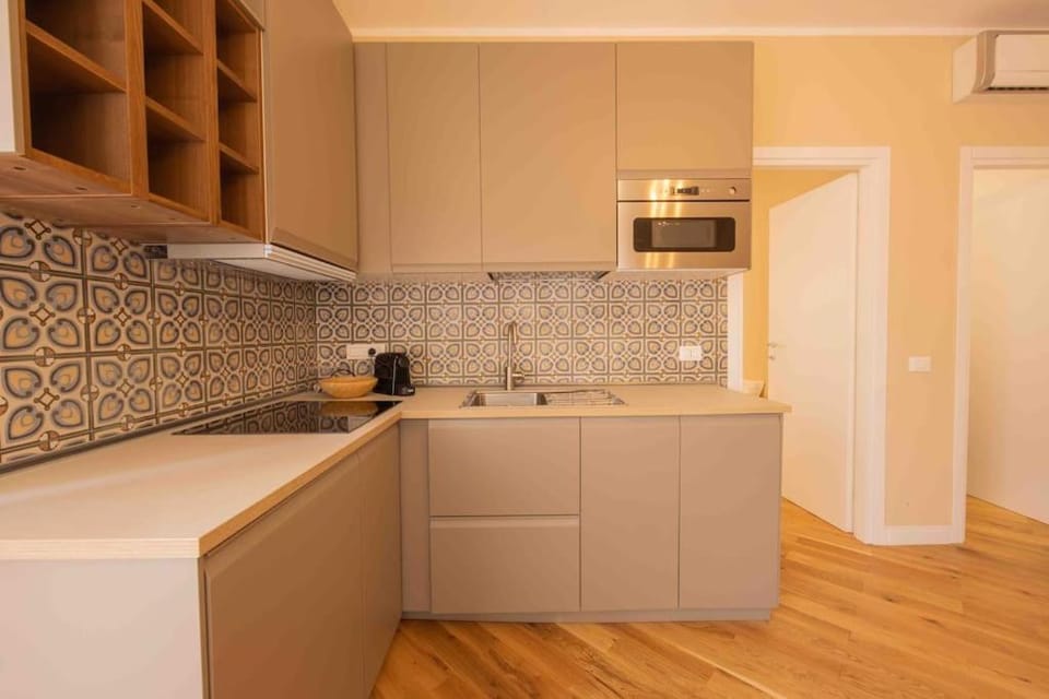 Kitchen or kitchenette, minibar, pet friendly, stove