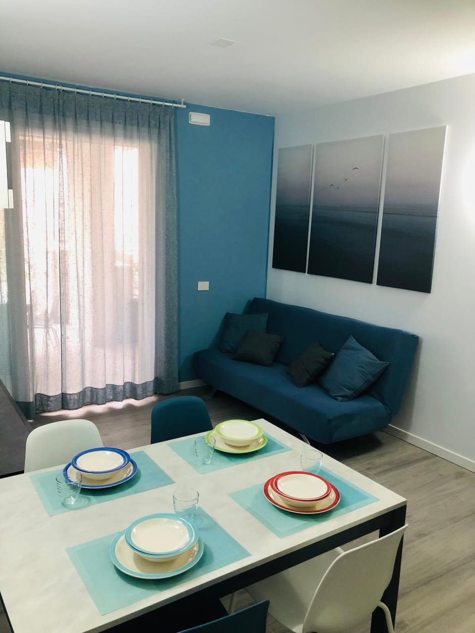 Living room, Dining area