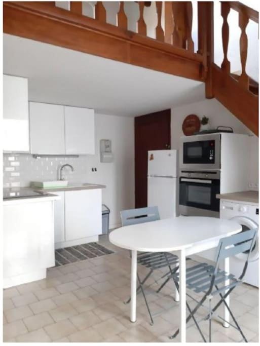 Maison T2 Terrasse Mezzanine House in Agde