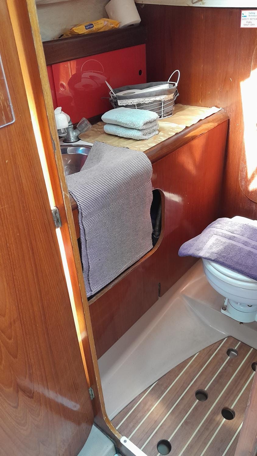 Toilet, Bathroom