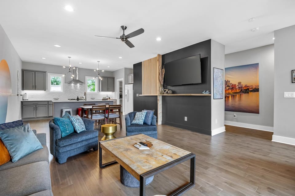 TV and multimedia, Living room