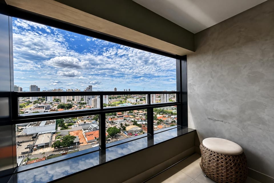 Estúdio Alto e Aconchegante no 18º andar Apartment in Campo Grande