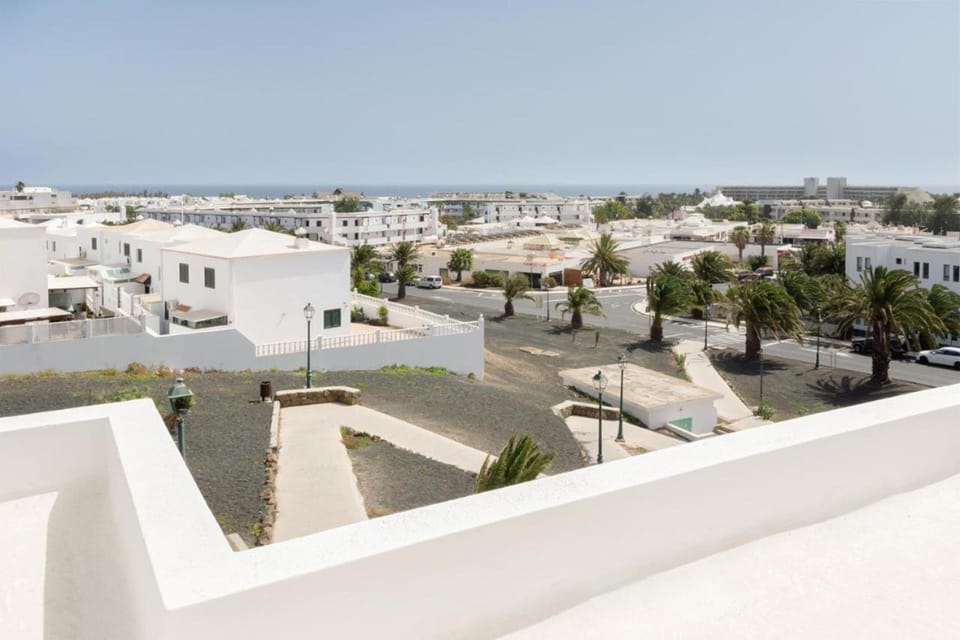 Apartamento OM con vistas al mar y volcanes Apartment in Costa Teguise
