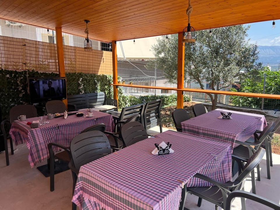 Leva's Apartments Bed and Breakfast in Sarandë