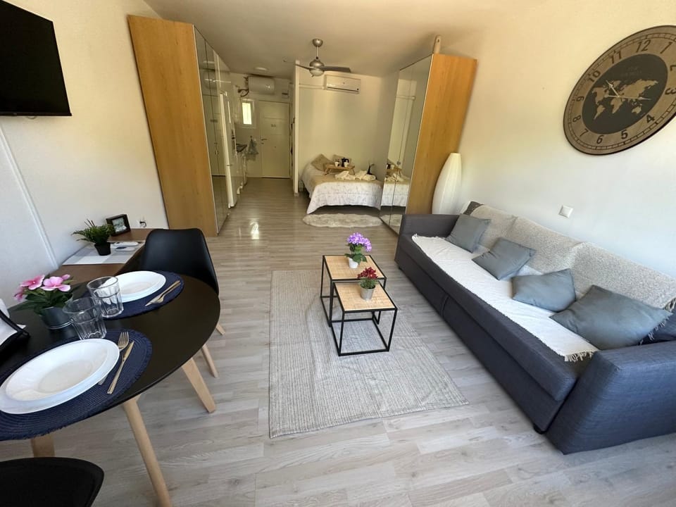 Photo of the whole room