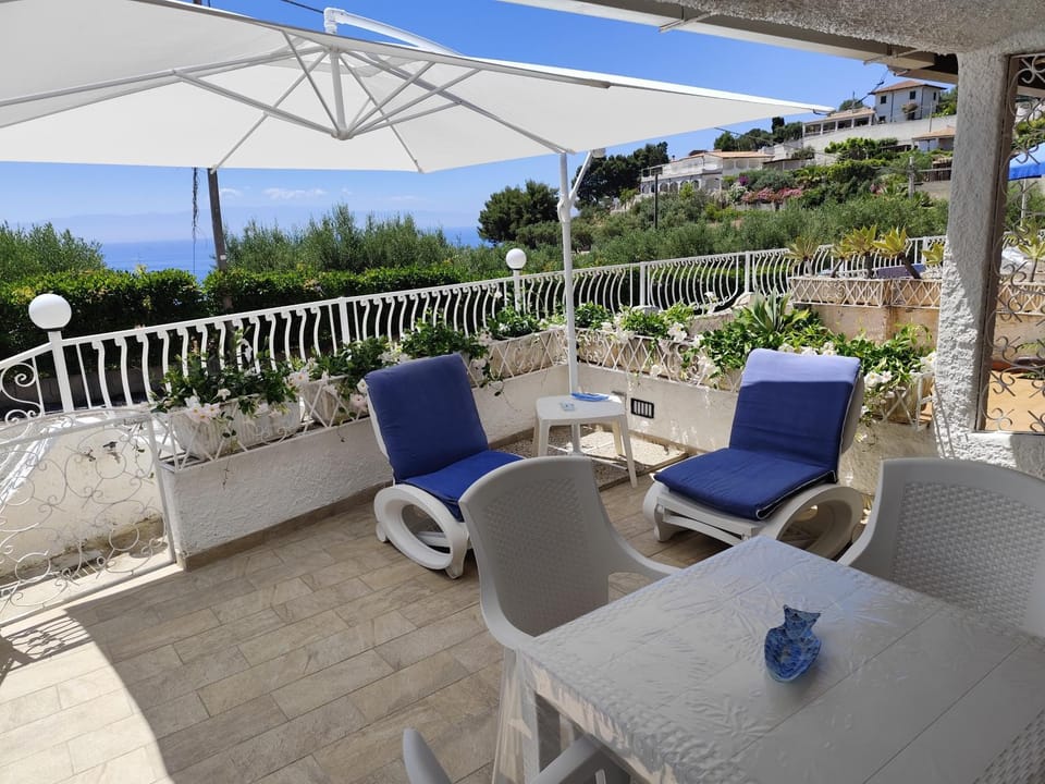 Villetta La Scialuppa Capo Vaticano House in Calabria