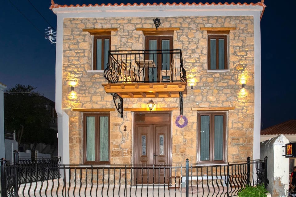 Property building, Night