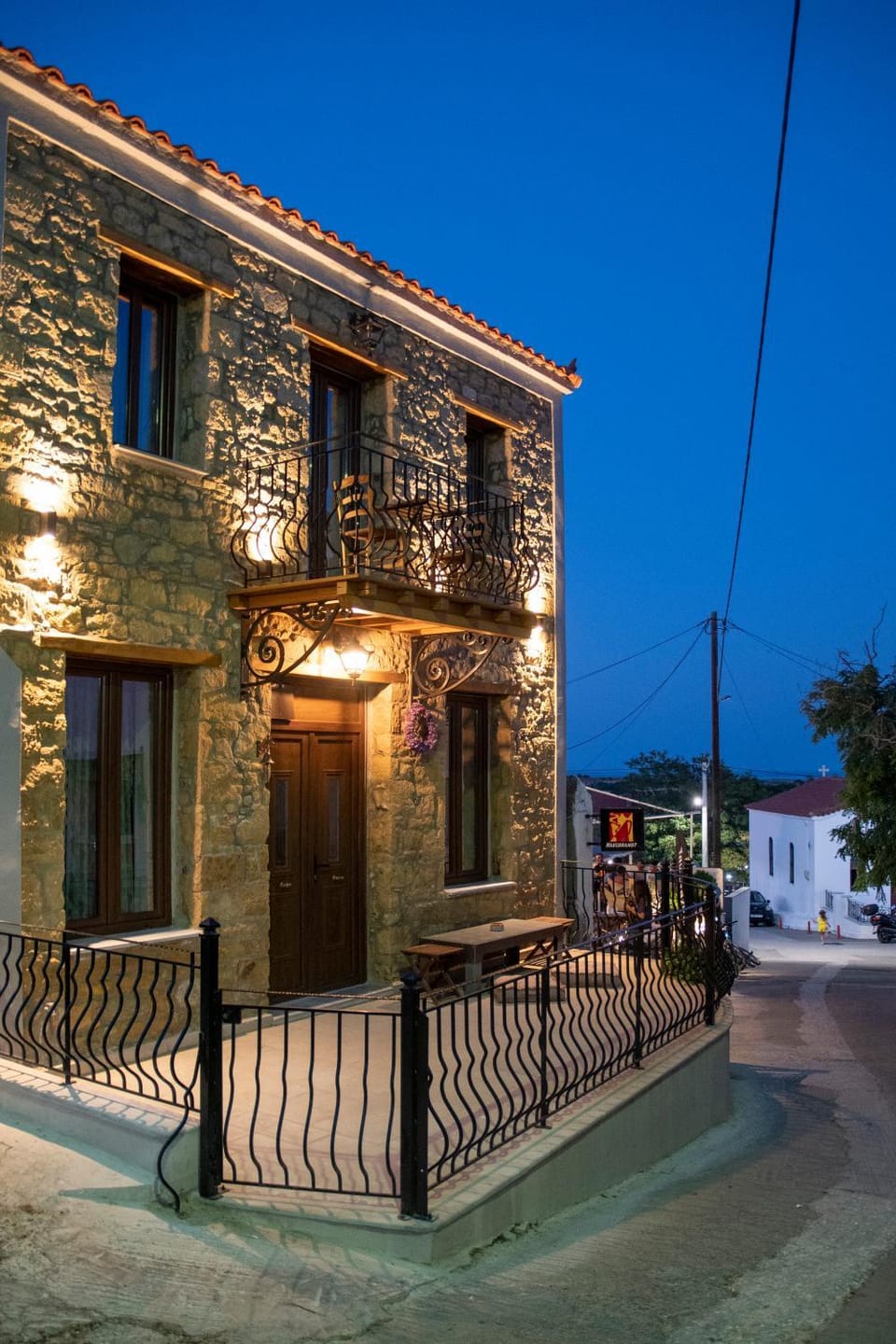 Night, Neighbourhood, Balcony/Terrace, Street view