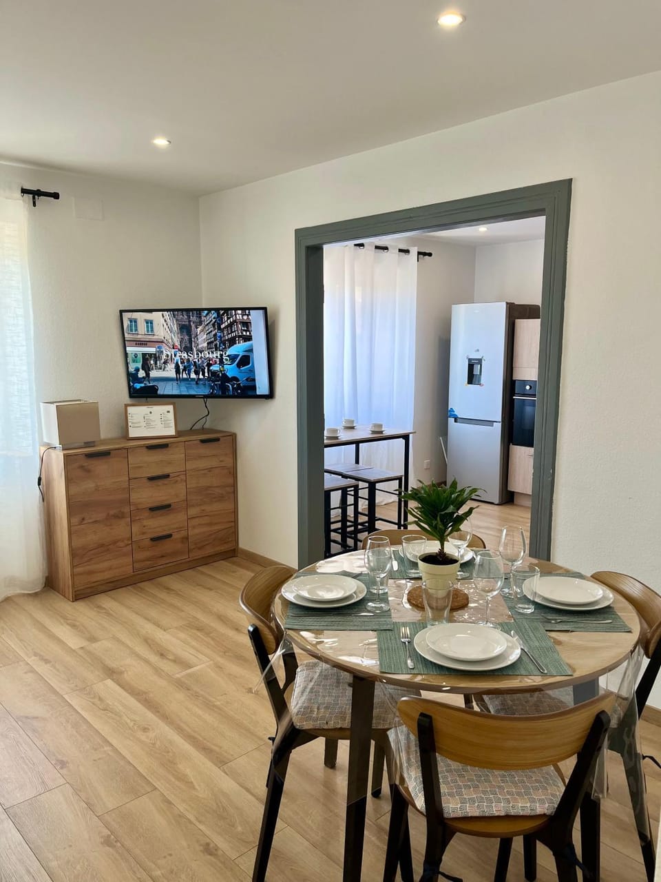 L indémodable rénové spacieux et lumineux avec 2 chambres Apartment in Grand Est