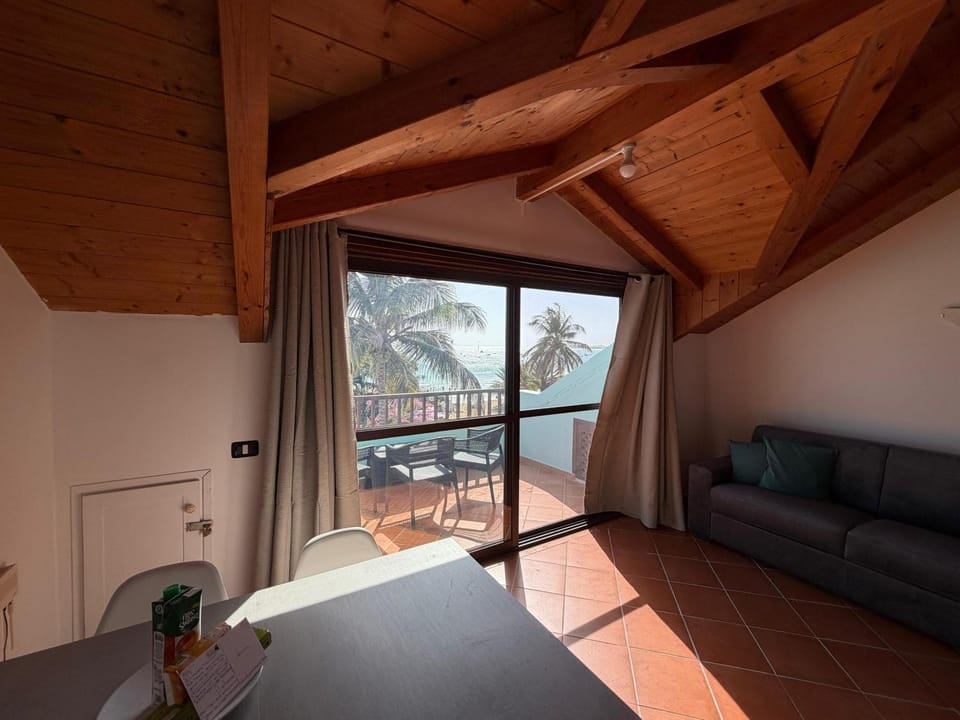 Porto Antigo 2 - By Bobbywashere Apartment in Santa Maria