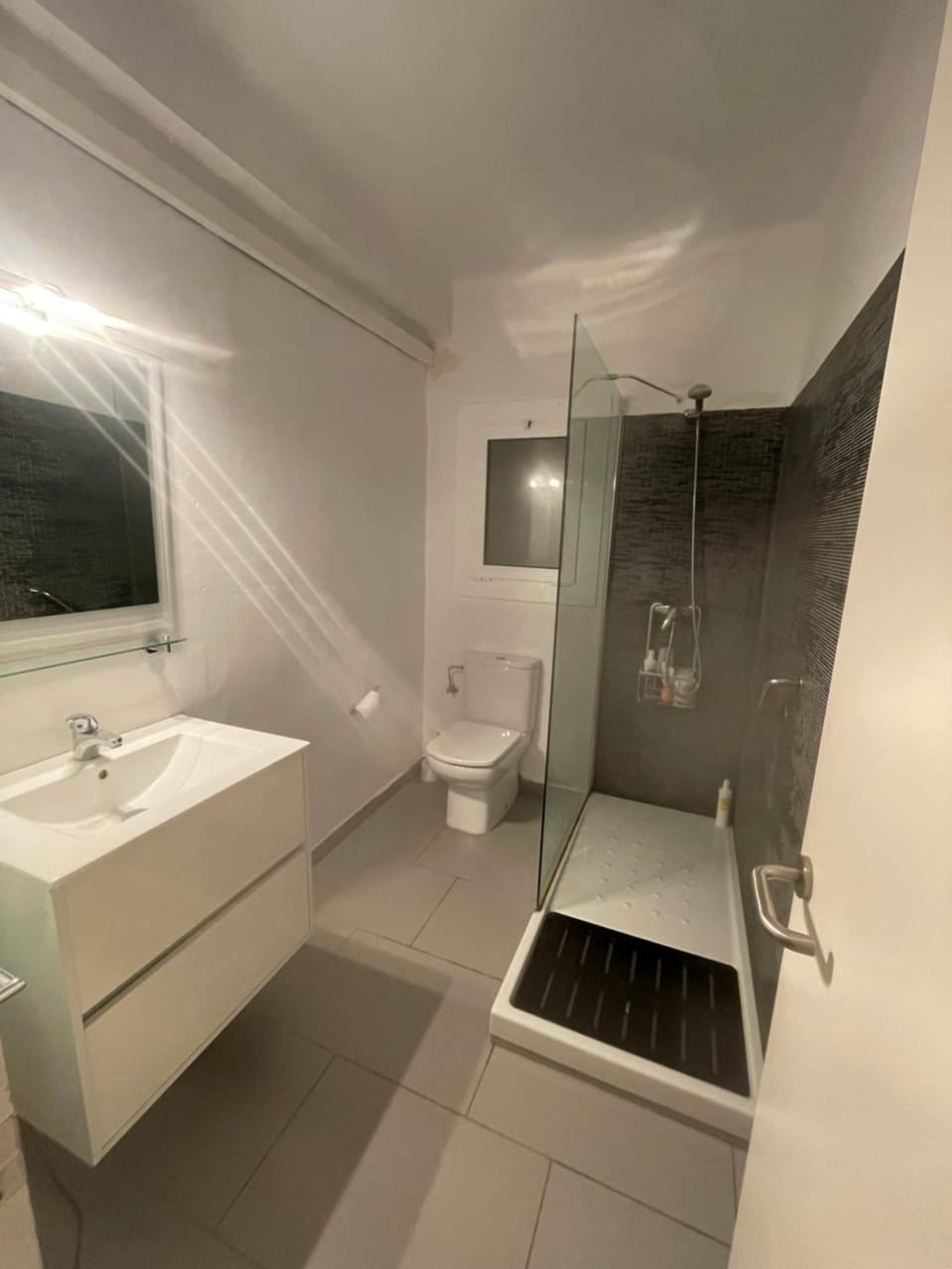 NUEVO. Reformado con vistas panorámicas y piscina Apartment in Baix Empordà