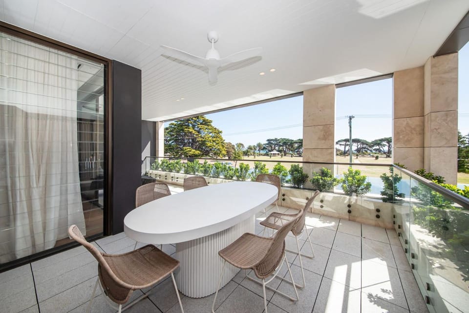 Balcony/Terrace, Seating area, Dining area