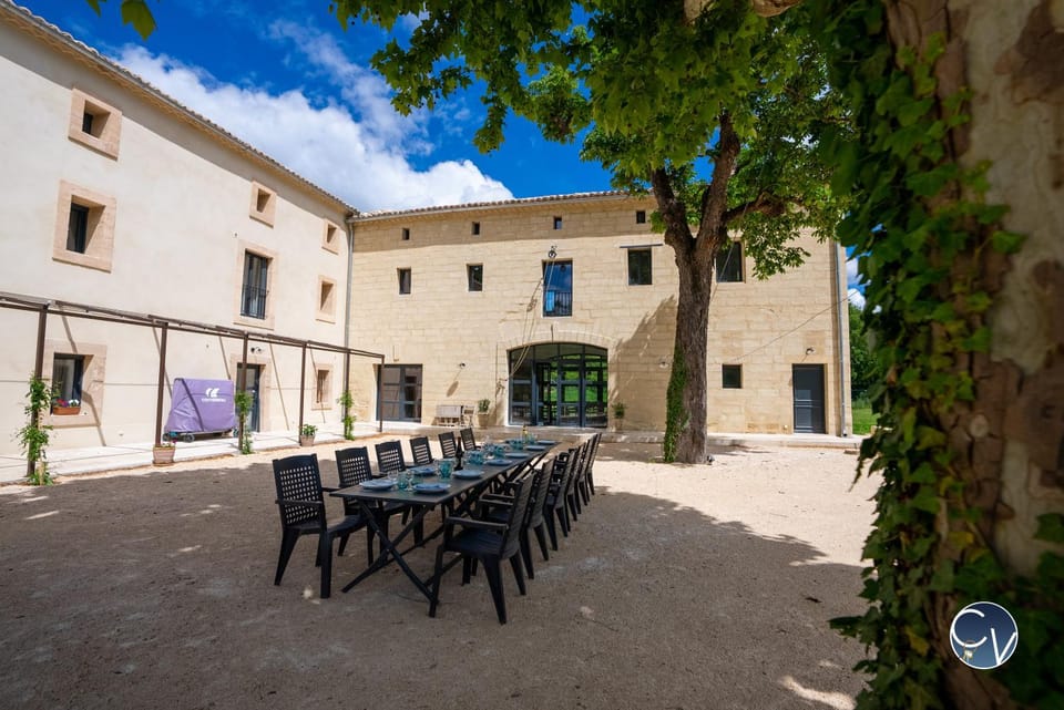 Patio, Inner courtyard view