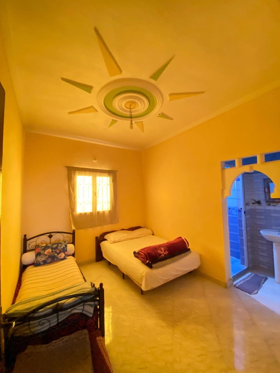 Bed, Photo of the whole room, Bedroom, fireplace