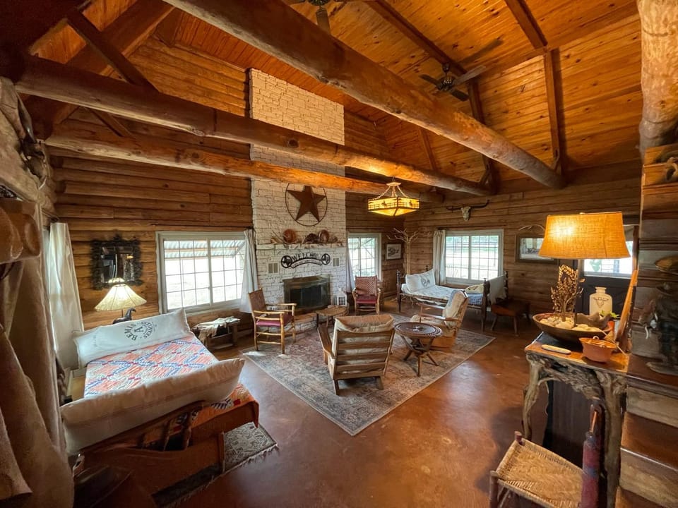 Doe Creek Horse Ranch Bed and Breakfast in Rio Grande