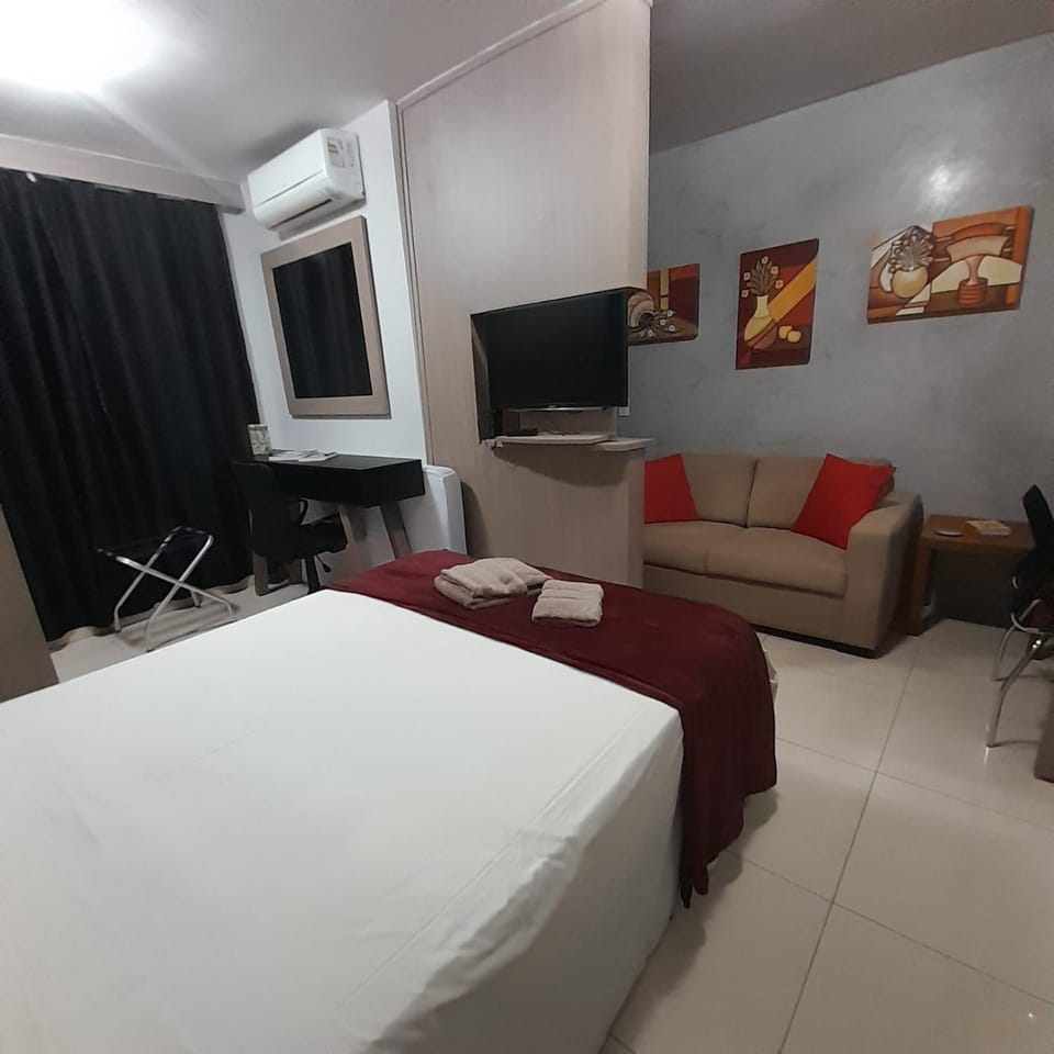Communal lounge/ TV room, Bed, TV and multimedia, Seating area