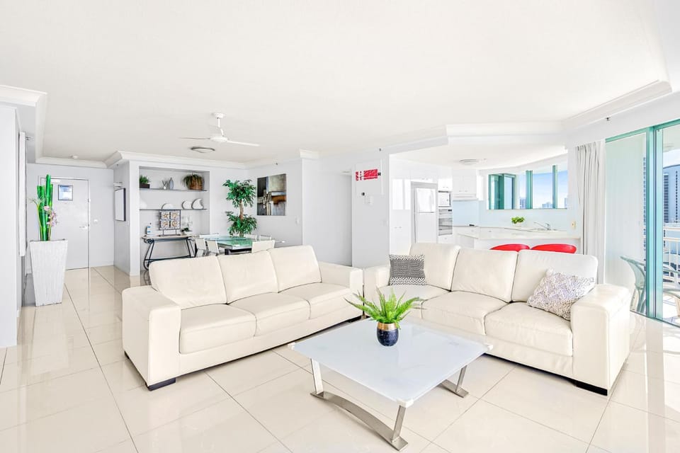 Kitchen or kitchenette, Living room, Seating area, Dining area, minibar, pet friendly, stove