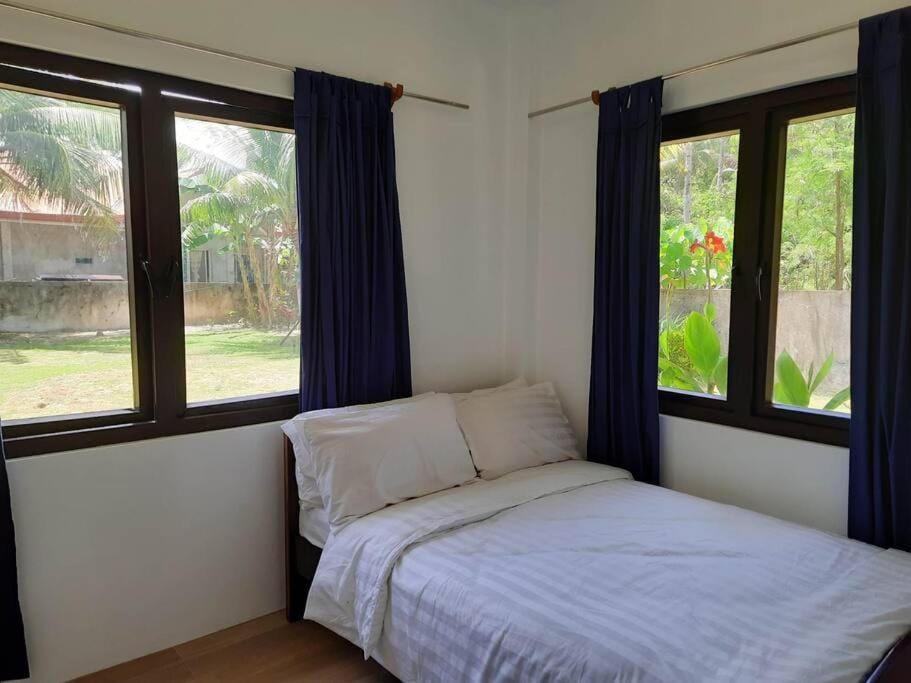 Sunset Beach House Siargao Sta Fe, General Luna House in General Luna