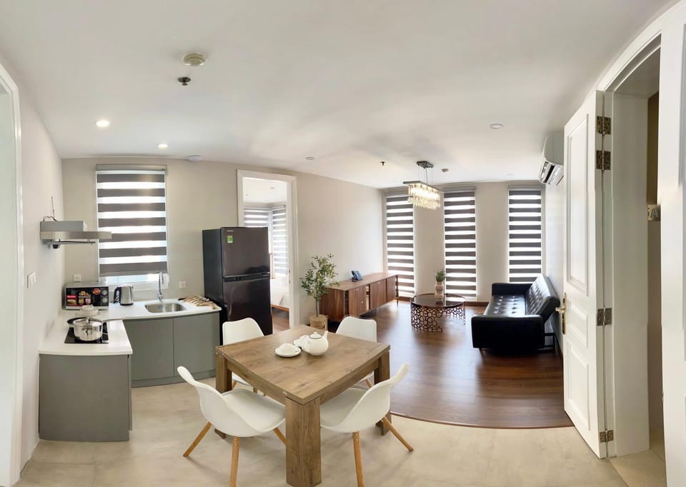 Communal lounge/ TV room, Kitchen or kitchenette, Dining area