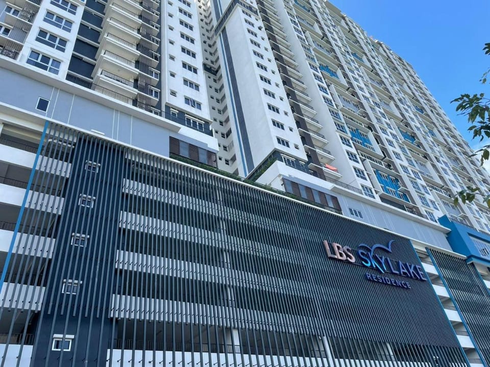 SKY LAKE RESIDENCY, PUTRA PERDANA PUCHONG House in Selangor, Malaysia