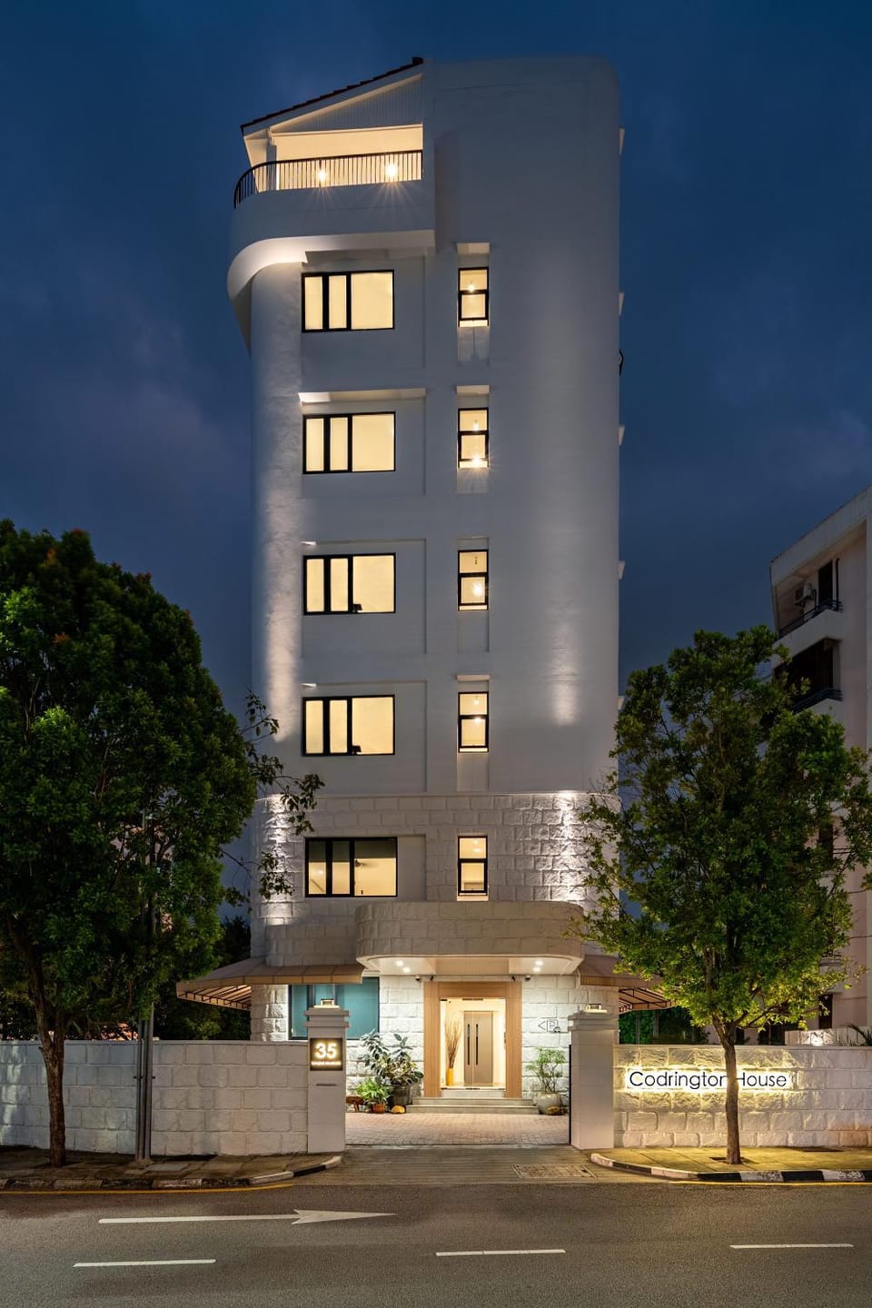 Property building, Facade/entrance