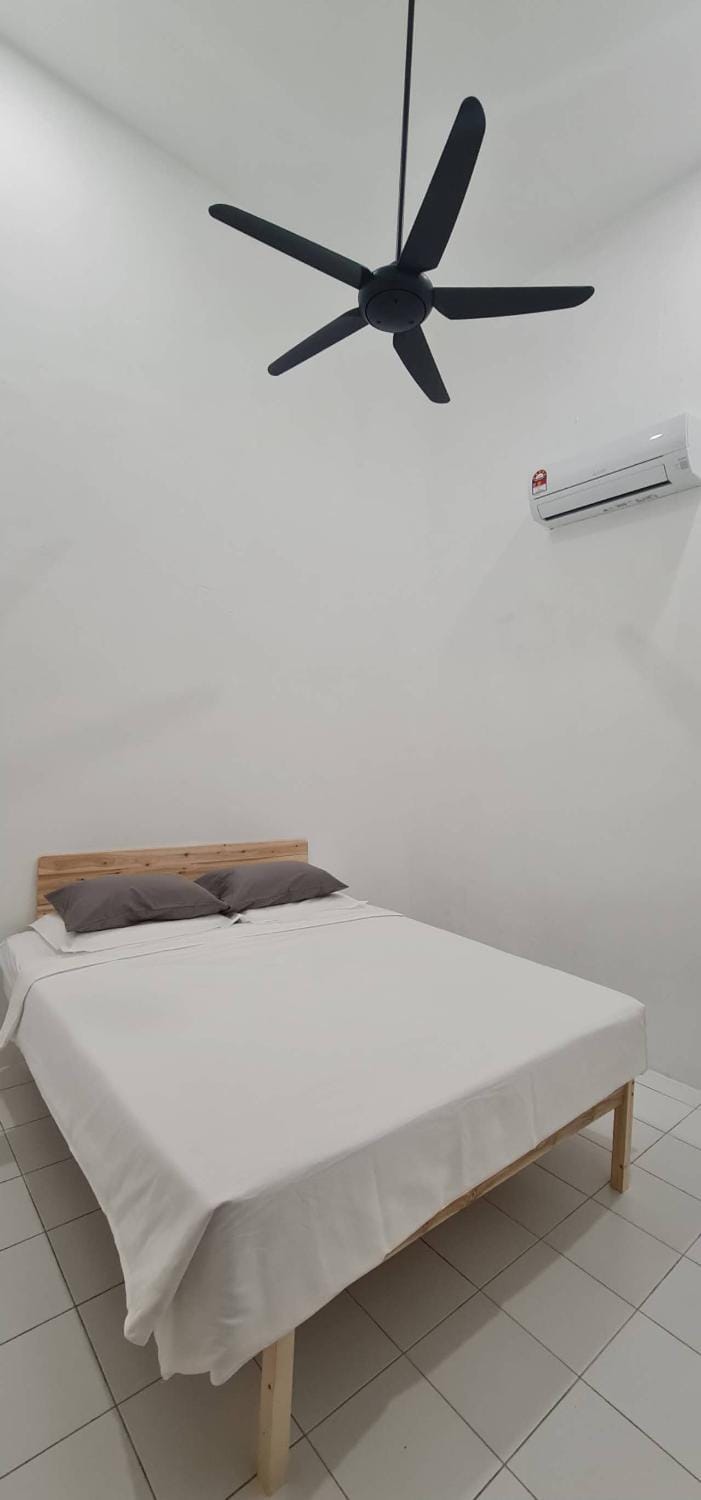Mersing little homestay II 3 bedrooms House in Mersing