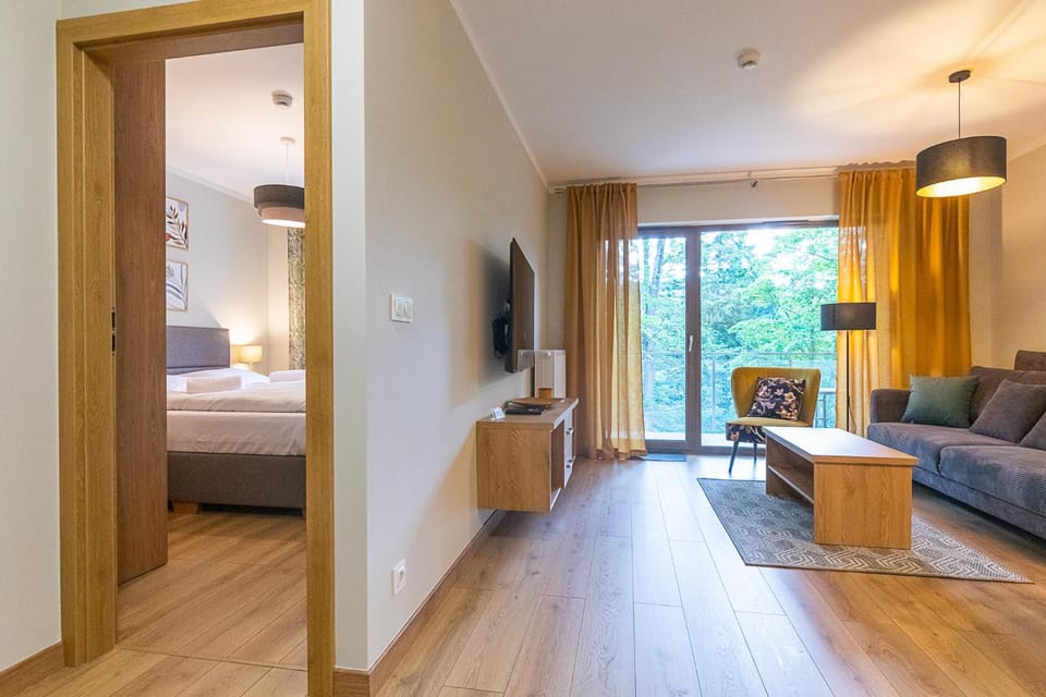 Bed, TV and multimedia, Living room, Photo of the whole room, Bedroom