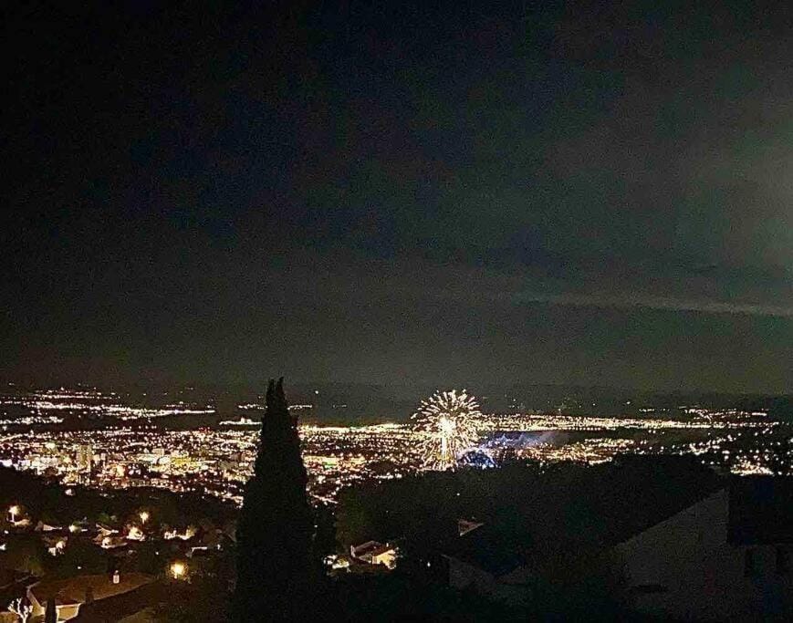 Sky view cinema, piscine, Spa Villa in Clermont-Ferrand