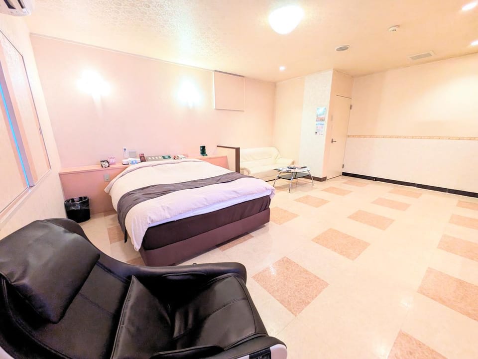 SKY Bay-Terace Omura Love hotel in Japan