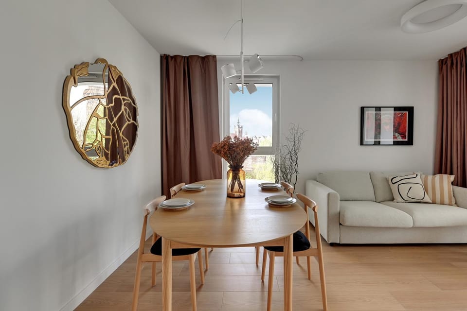 Living room, Photo of the whole room, Decorative detail, Dining area, Area and facilities