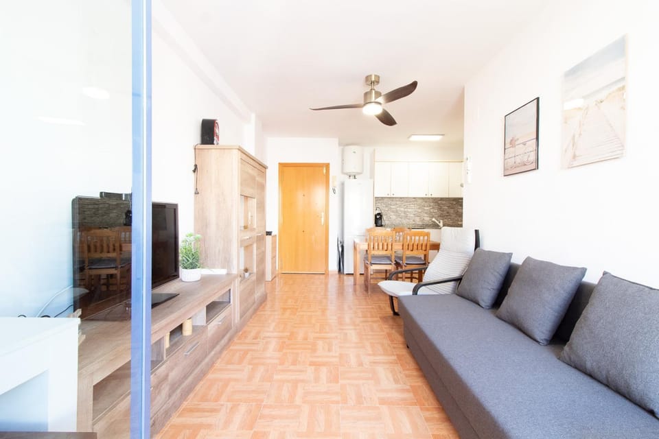 Communal lounge/ TV room, Living room