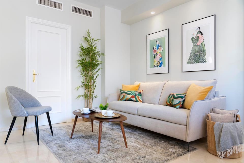Living room, Seating area