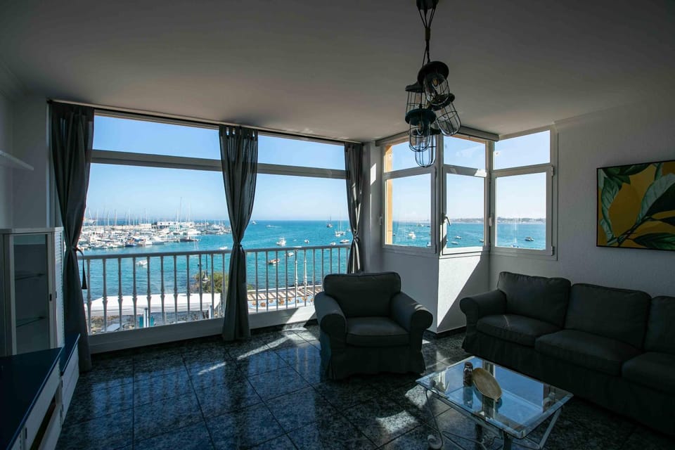 Natural landscape, View (from property/room), Living room, Seating area, Sea view