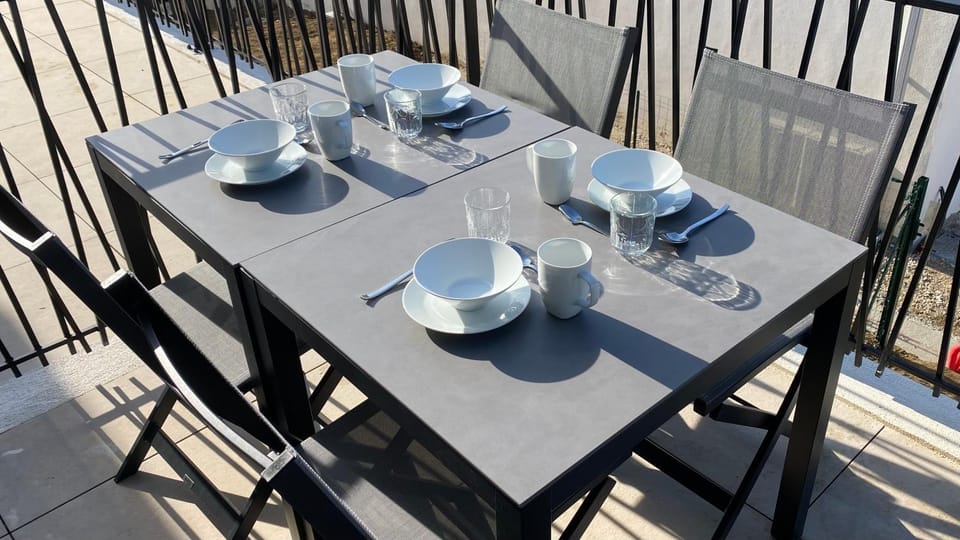 Les Papillons du Ventoux - La Petite Tortue - één slaapkamer met terras Apartment in Malaucène