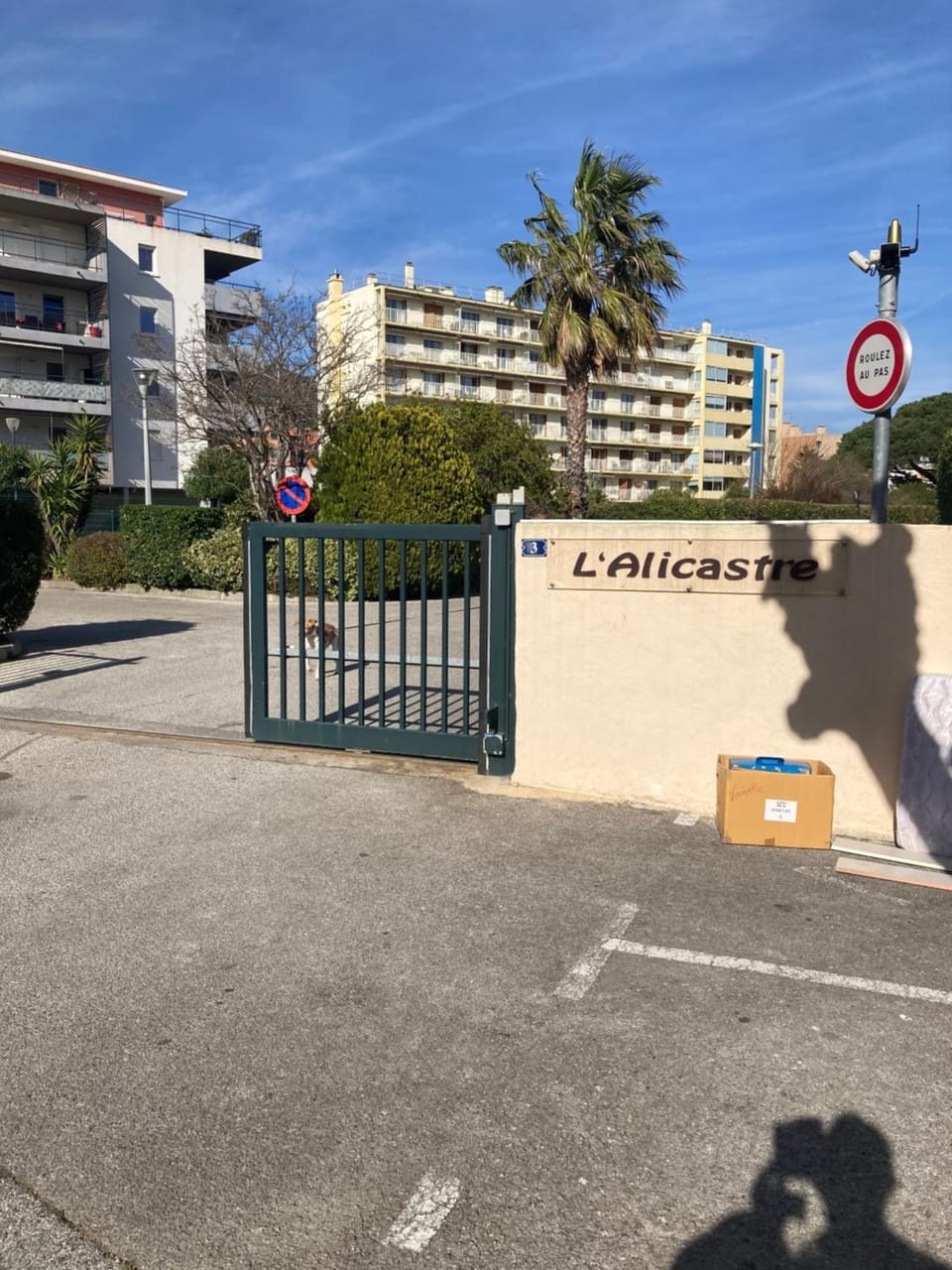 Studio lavandou climatisation avec parking privé proche mer Apartment in Le Lavandou