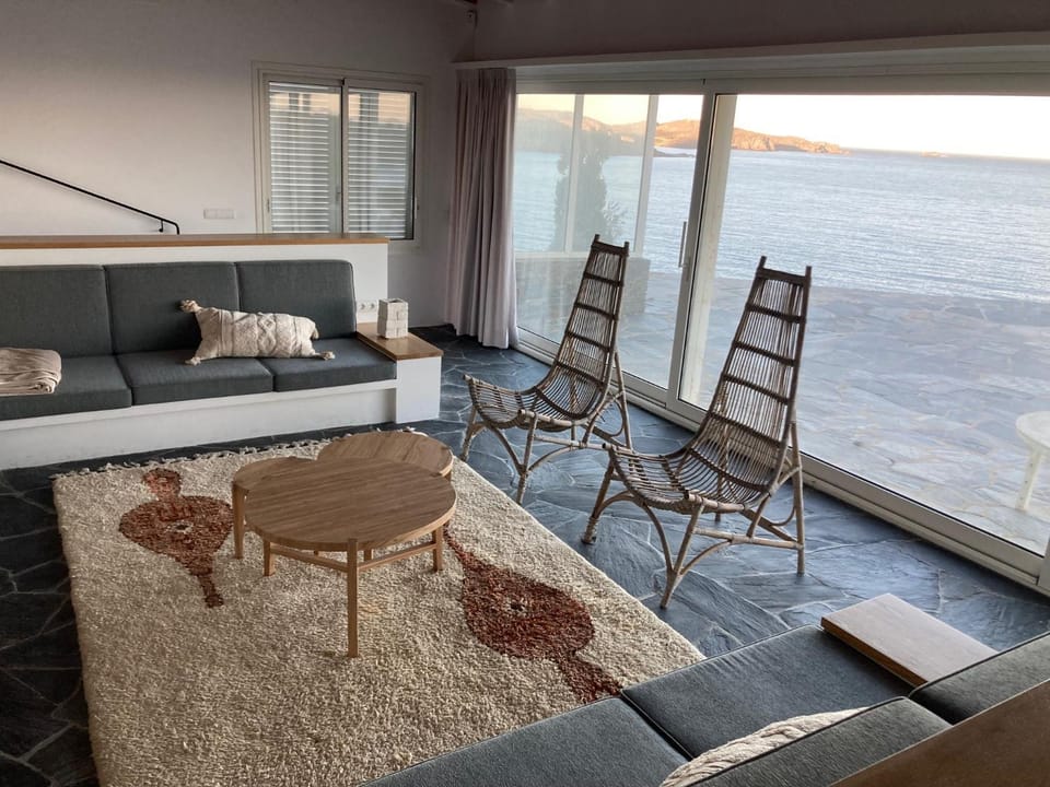 Natural landscape, View (from property/room), Balcony/Terrace, Living room, Seating area